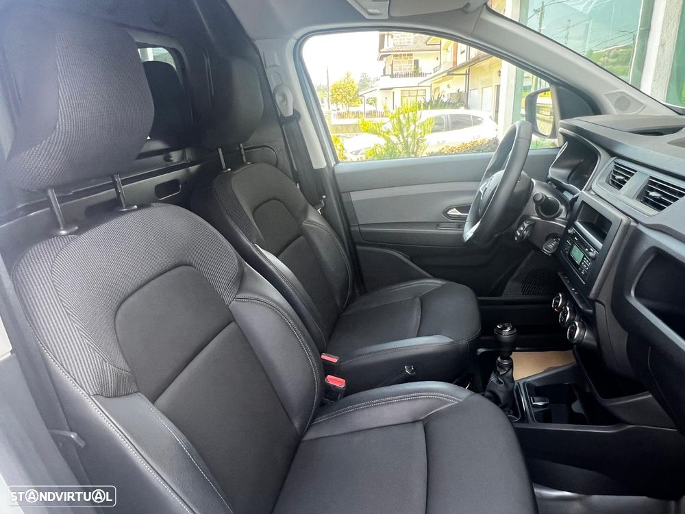 Renault EXPRESS 1.5 dci Confort 95 - 24