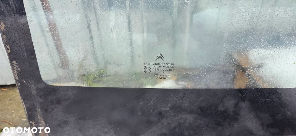 Szyba przednia czołowa sensor deszczu Citroen C4 Picasso 2012 - 2