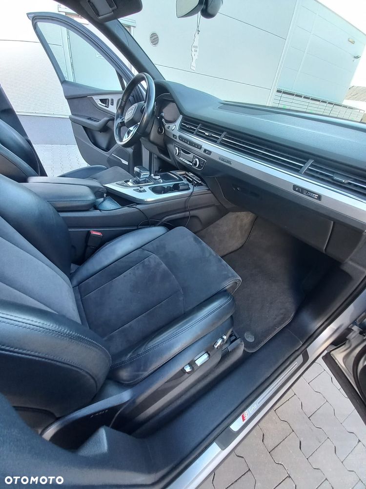 Audi Q7 - 28