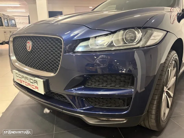 Jaguar F-Pace 20d AWD Aut. R-Sport - 46