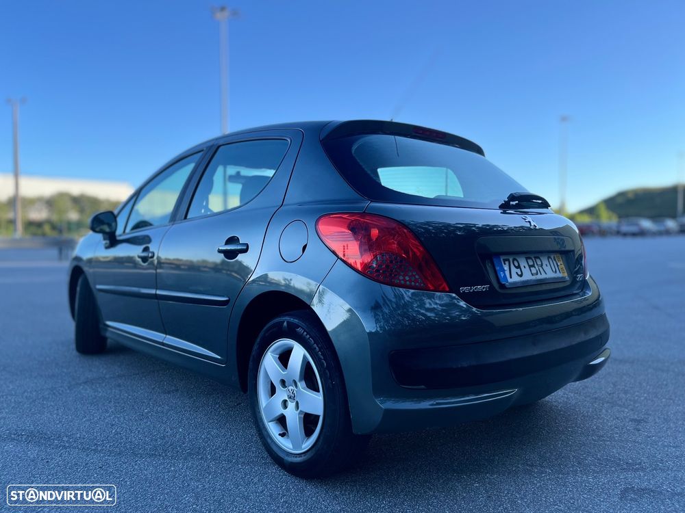 Peugeot 207 1.4 HDi Trendy - 7