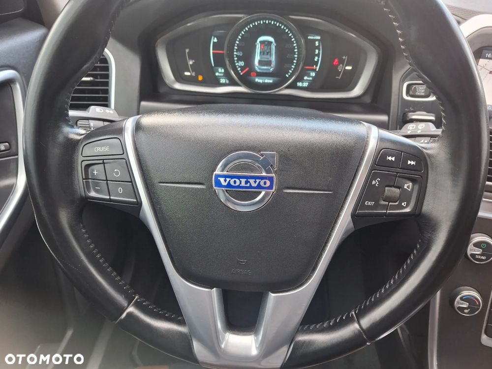 Volvo XC 60 D3 Edition Pro - 28