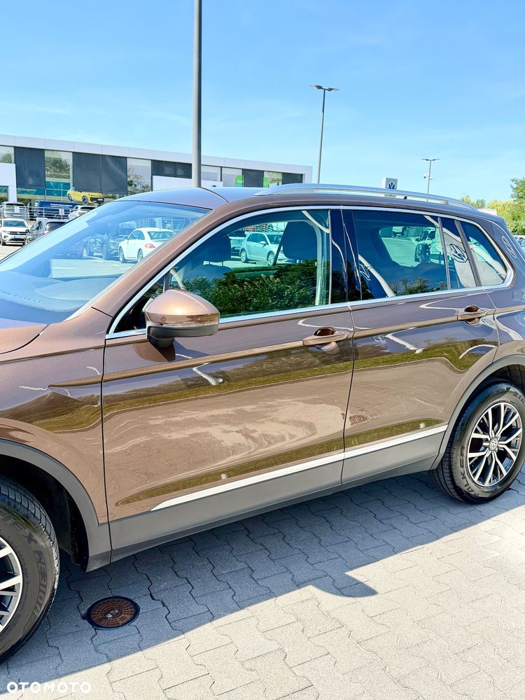 Volkswagen Tiguan 2.0 TDI BMT SCR 4Mot Comfortline - 17