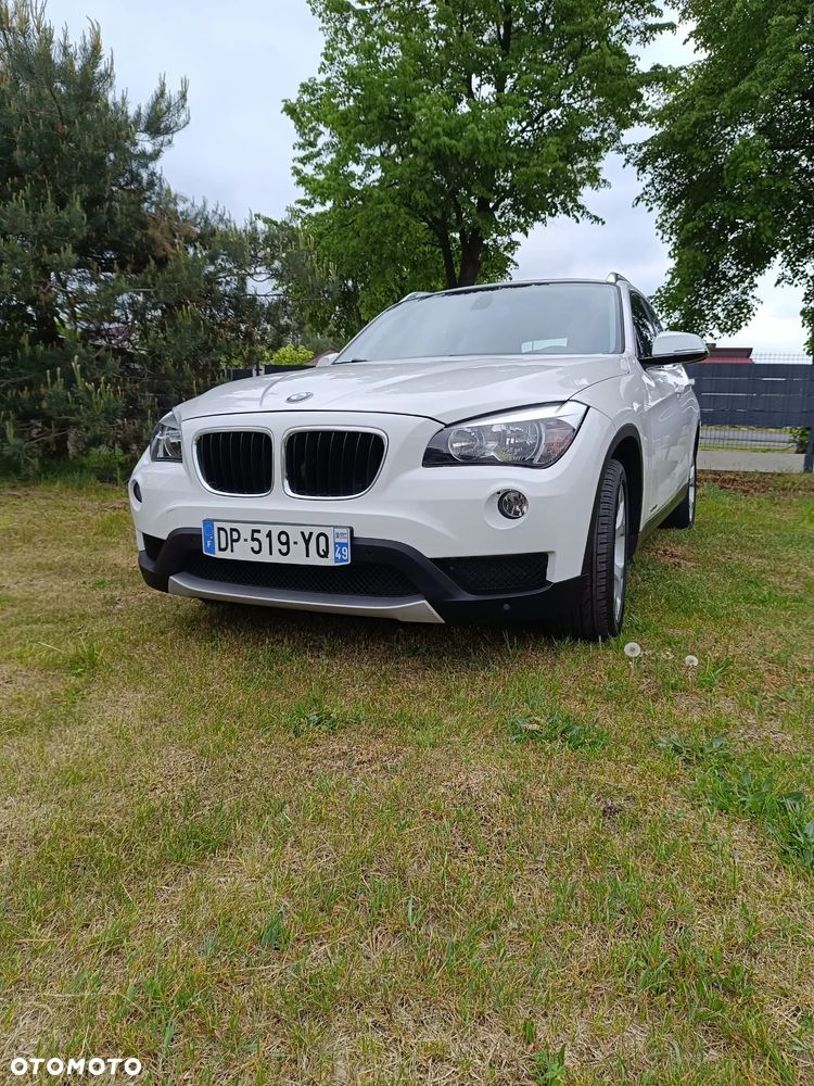 BMW X1 sDrive18d xLine - 33