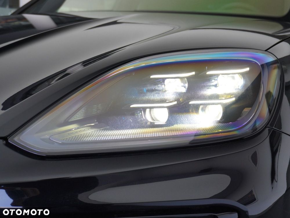 Porsche Cayenne Black Edition - 10