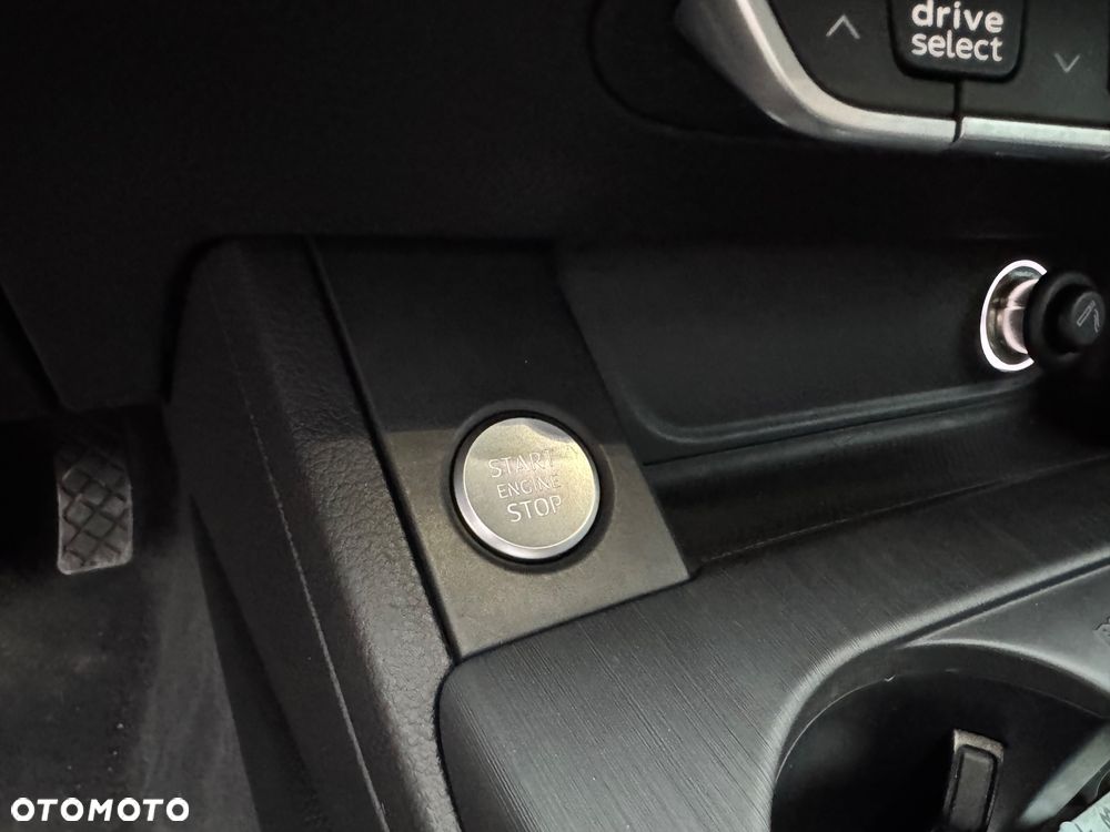 Audi A4 Avant 3.0 TDI quattro S tronic sport - 19