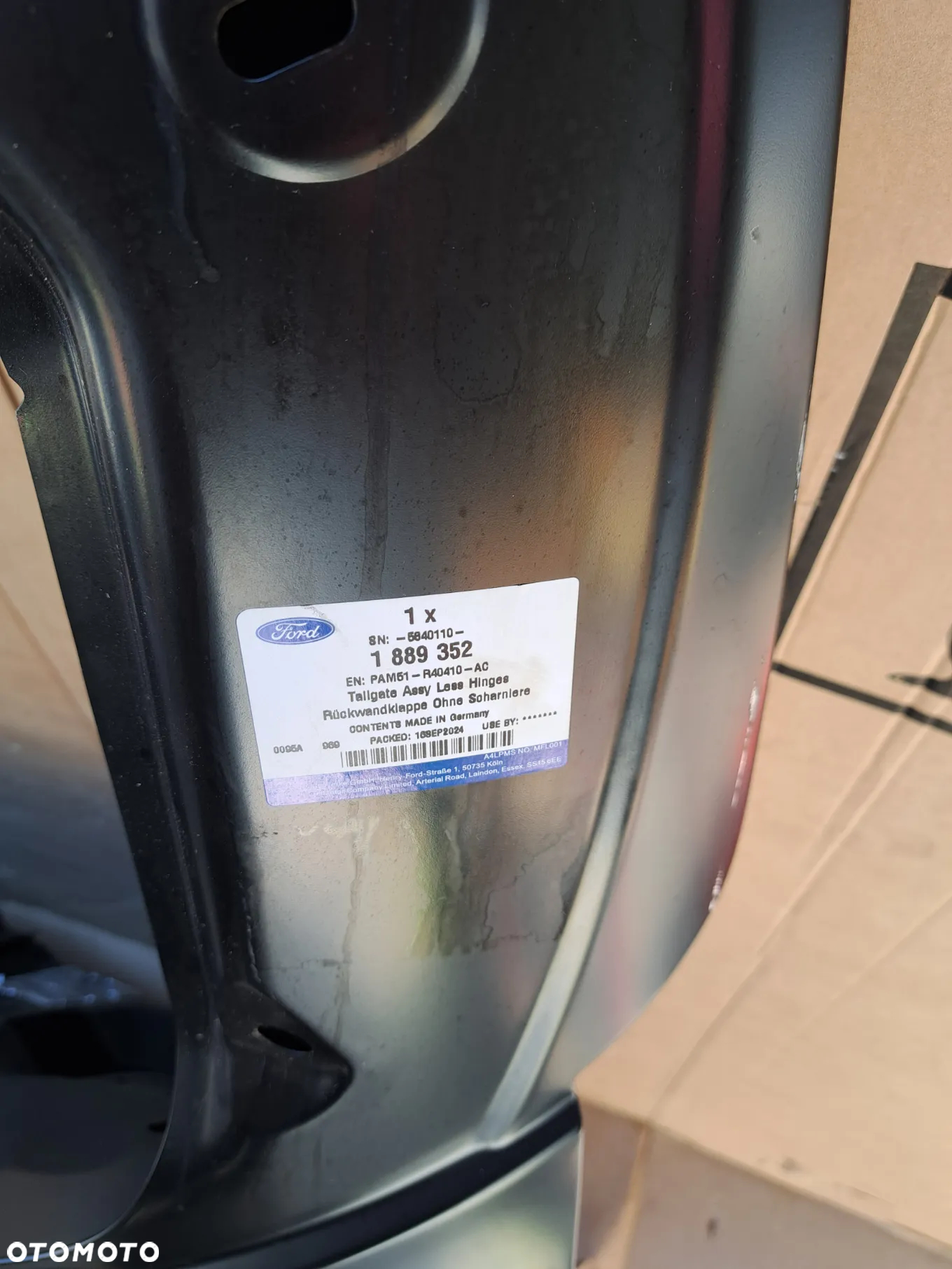 Klapa tylna tył Ford C-Max II MK-2 2010 2011 2012 2013 2014 2015 1889352 PAM51-R40410-AC AM51-17A417-BB - 17