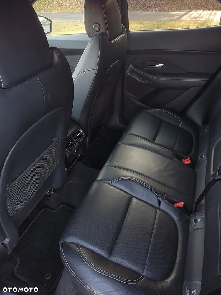 Jaguar E-Pace 2.0 i4P AWD R-Dynamic - 26