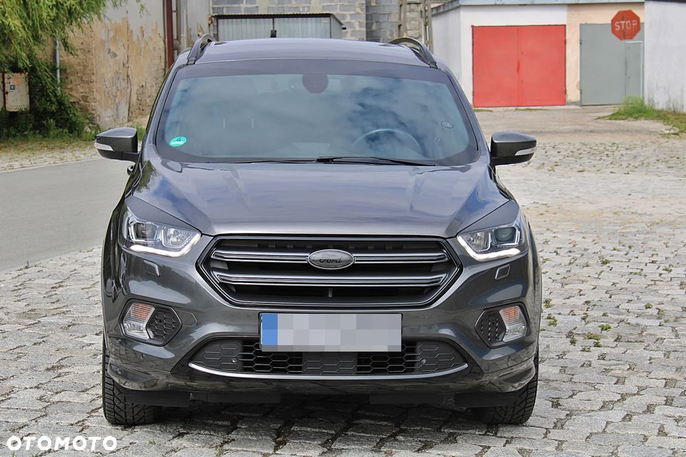 Ford Kuga - 4