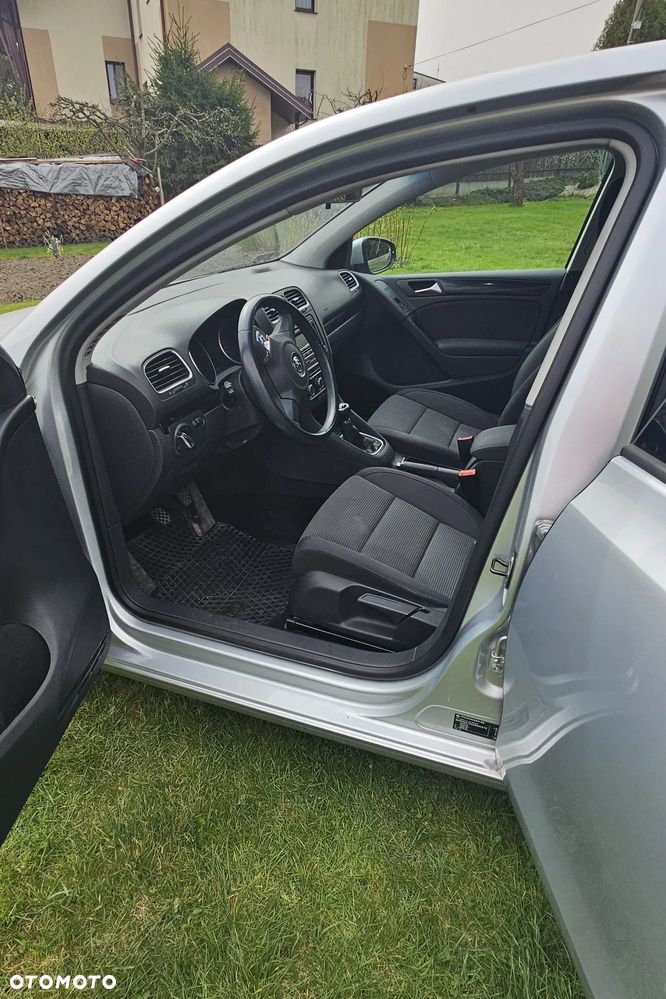 Volkswagen Golf 1.6 TDI Highline - 7