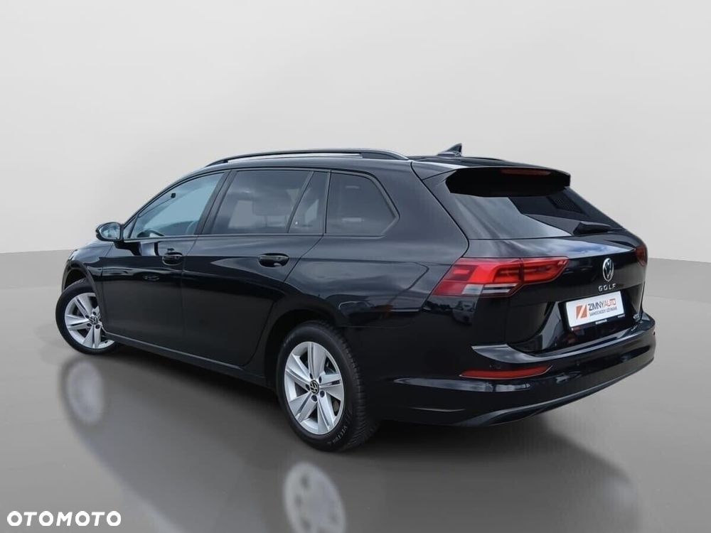 Volkswagen Golf 1.0 eTSI Life DSG - 8