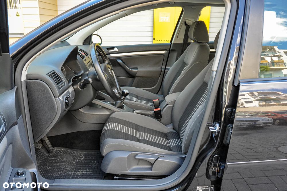 Volkswagen Golf - 7