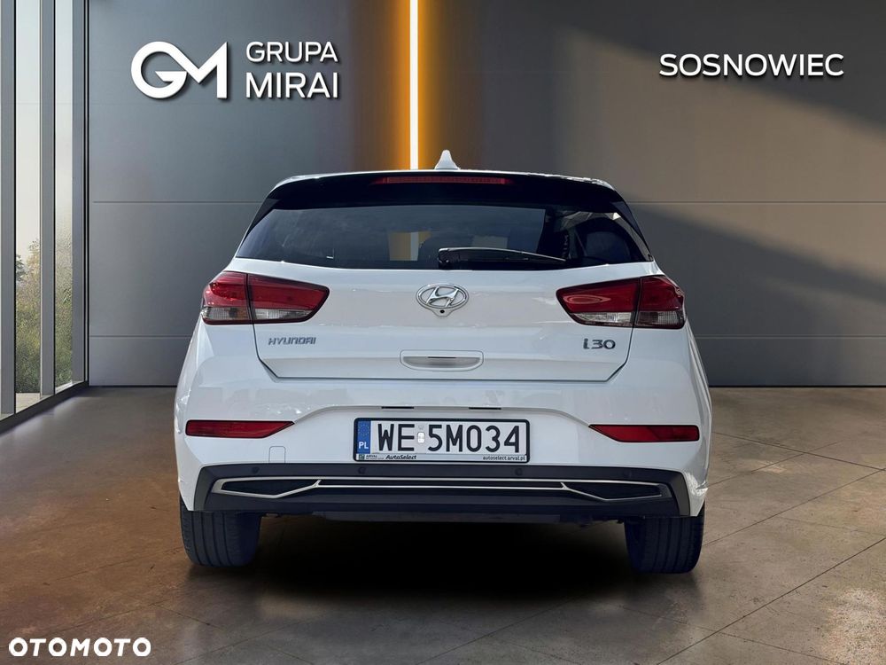 Hyundai i30 1.5 DPI Comfort - 4