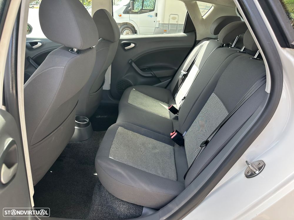 SEAT Ibiza 1.6 TDI Style DPF - 10