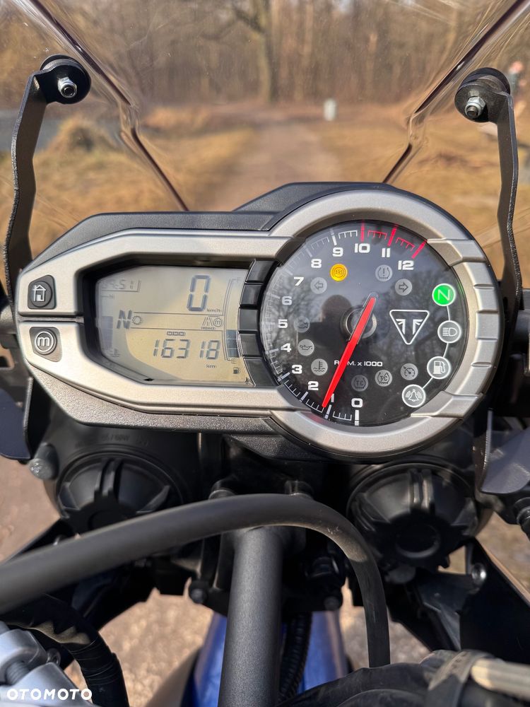 Triumph Tiger - 7