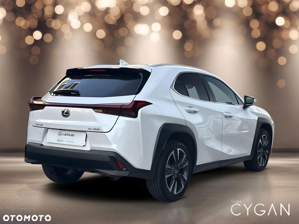 Lexus UX - 6