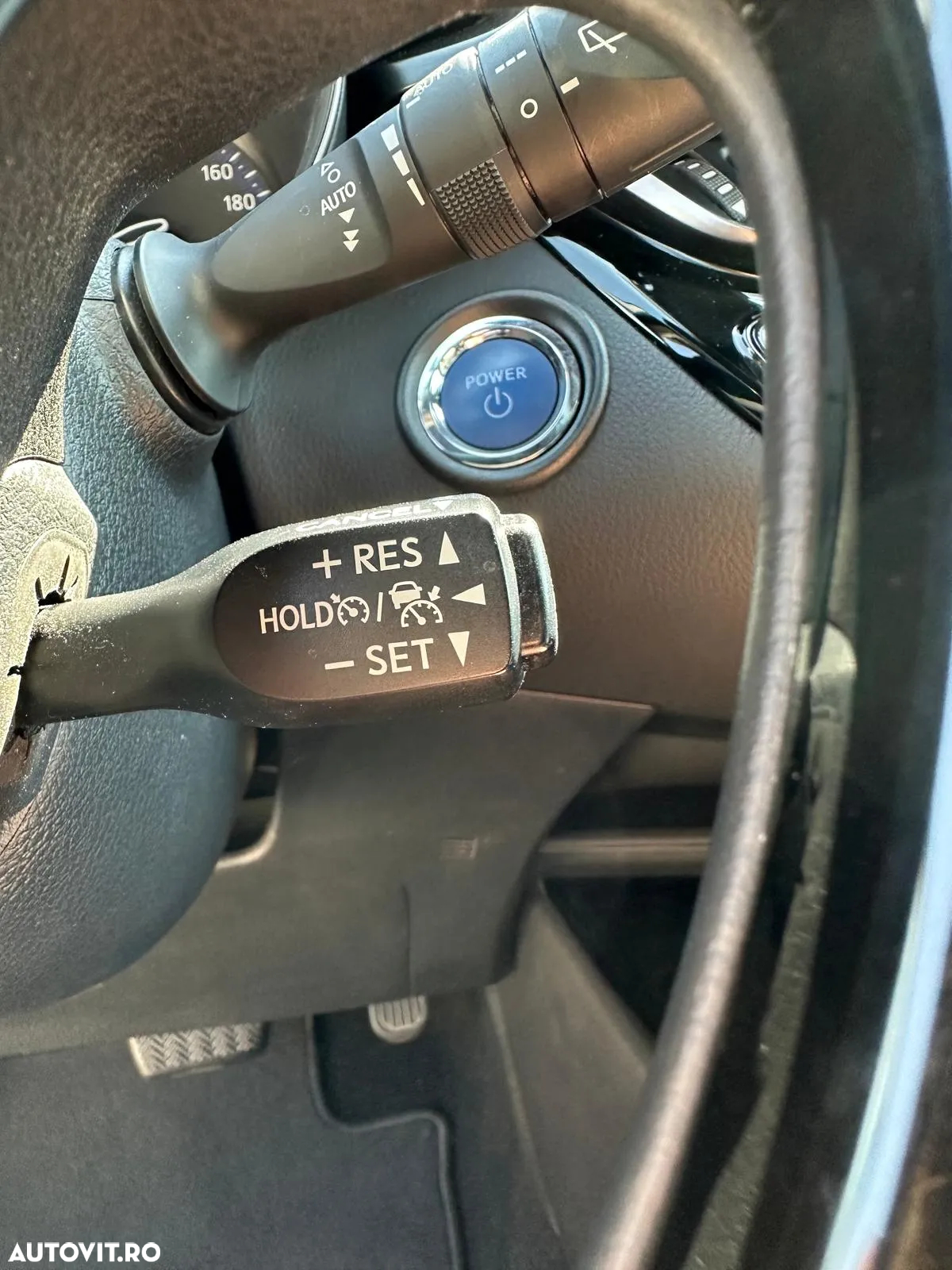 Toyota C-HR 1.8 HSD 122 CP 4x2 CVT Cult - 23