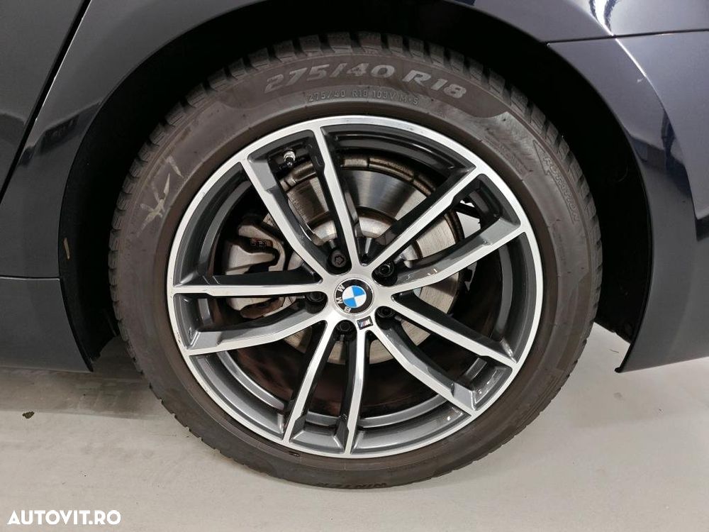 BMW Seria 5 520i Aut. - 12