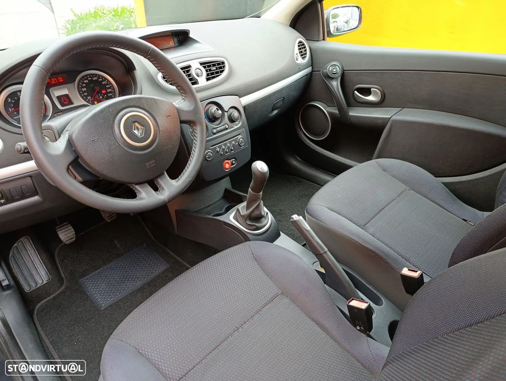 Renault Clio 1.5 DCI Dinamique - 7