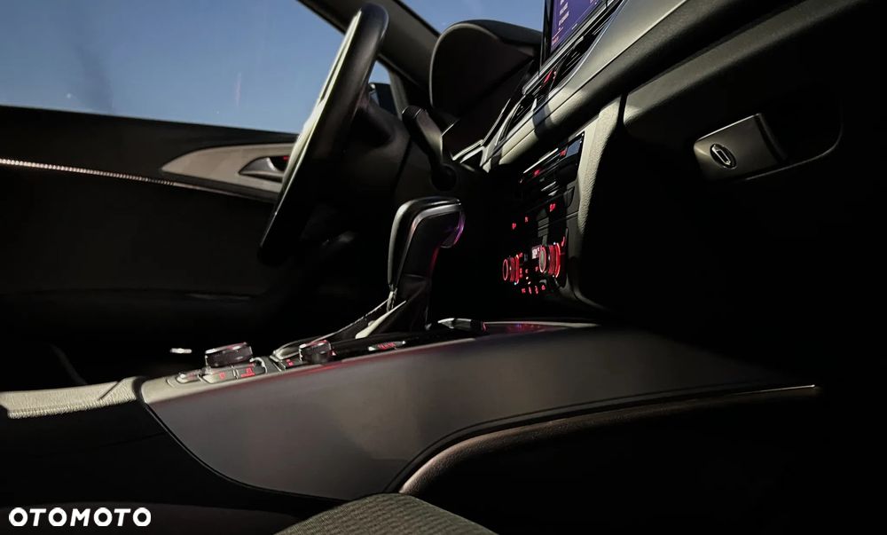 Audi A6 Avant 2.0 TDI ultra S tronic - 39