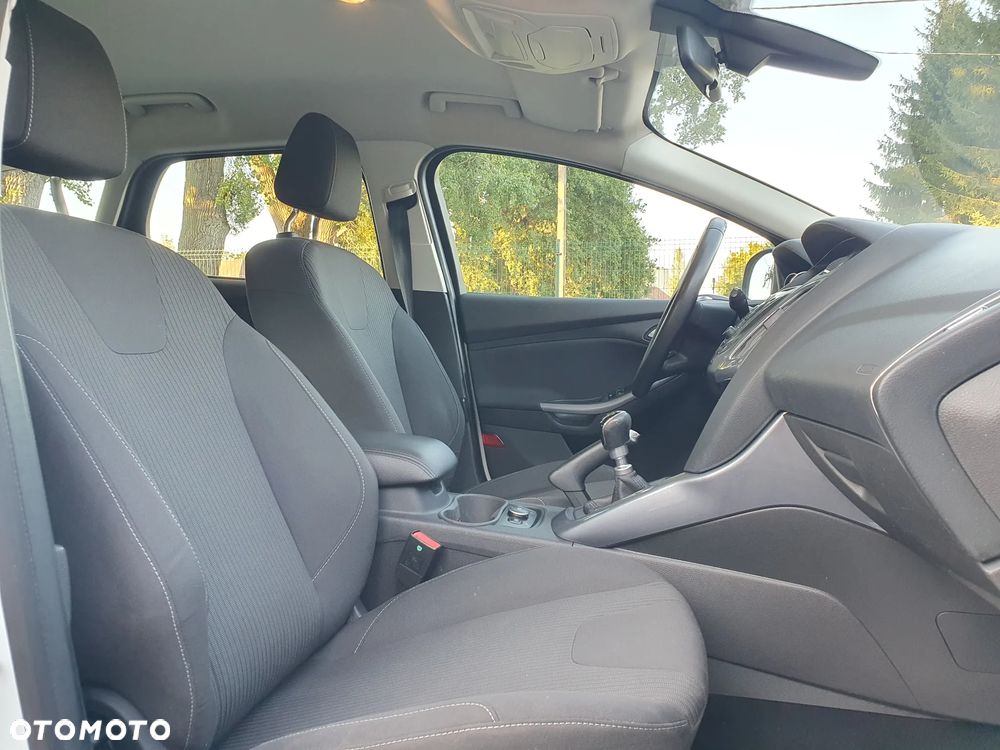 Ford Focus 1.6 TDCi DPF Champions Edition - 5