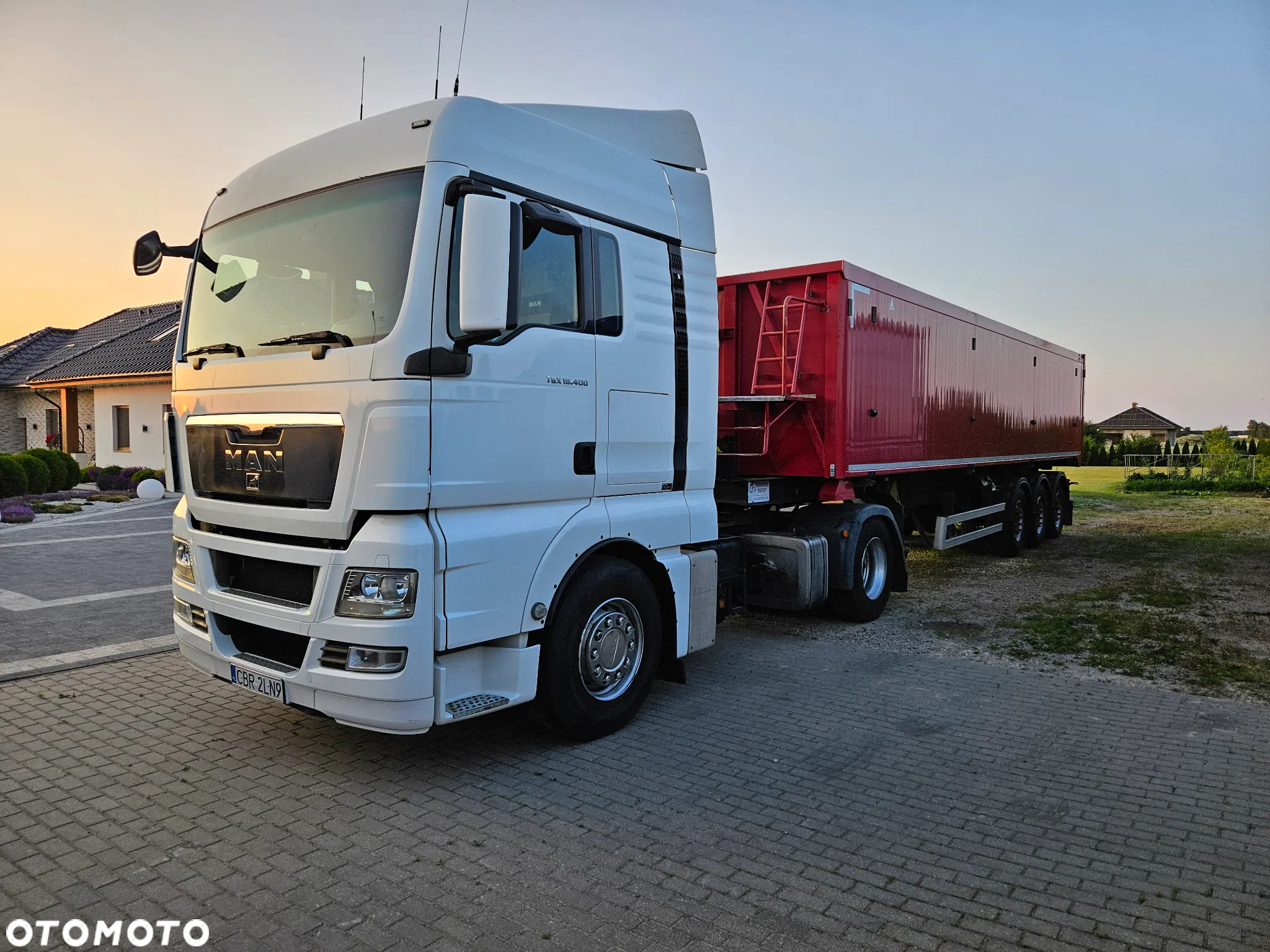 MAN TGX zestaw Gras 45m3 - 2