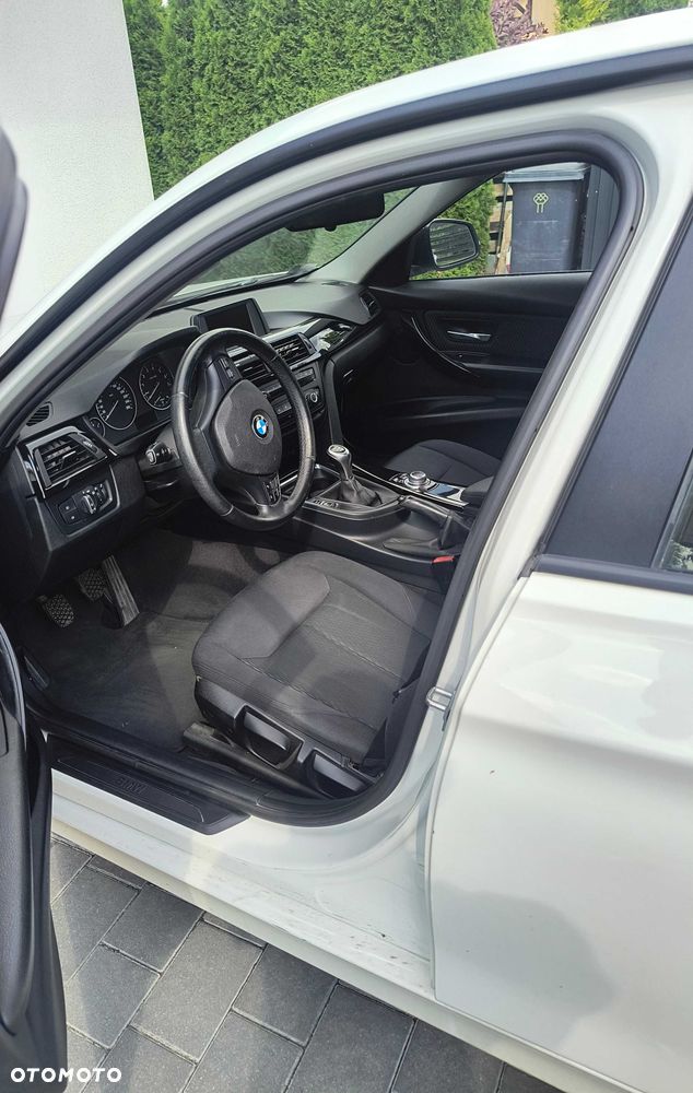 BMW Seria 3 - 8