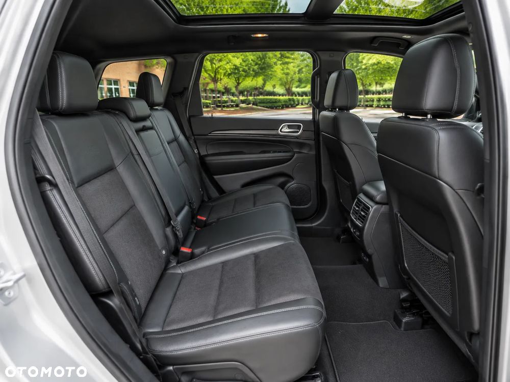 Jeep Grand Cherokee 3.6 V6 Overland - 11