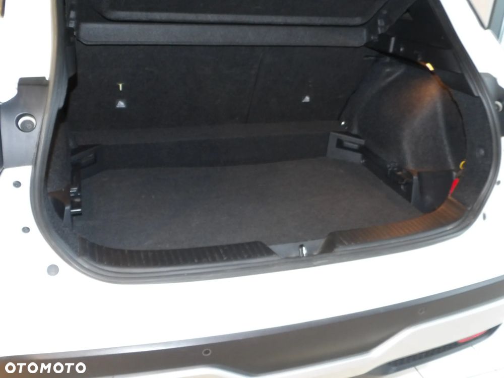 Nissan Qashqai 1.3 DIG-T N-Connecta EU6d - 10