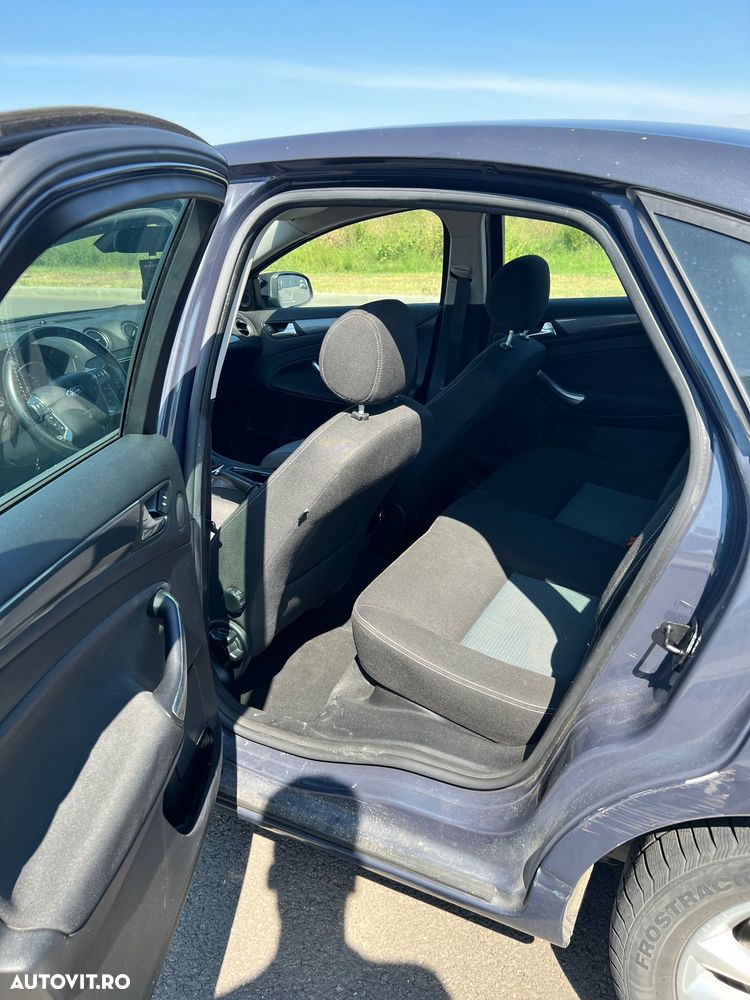 Ford Mondeo - 10
