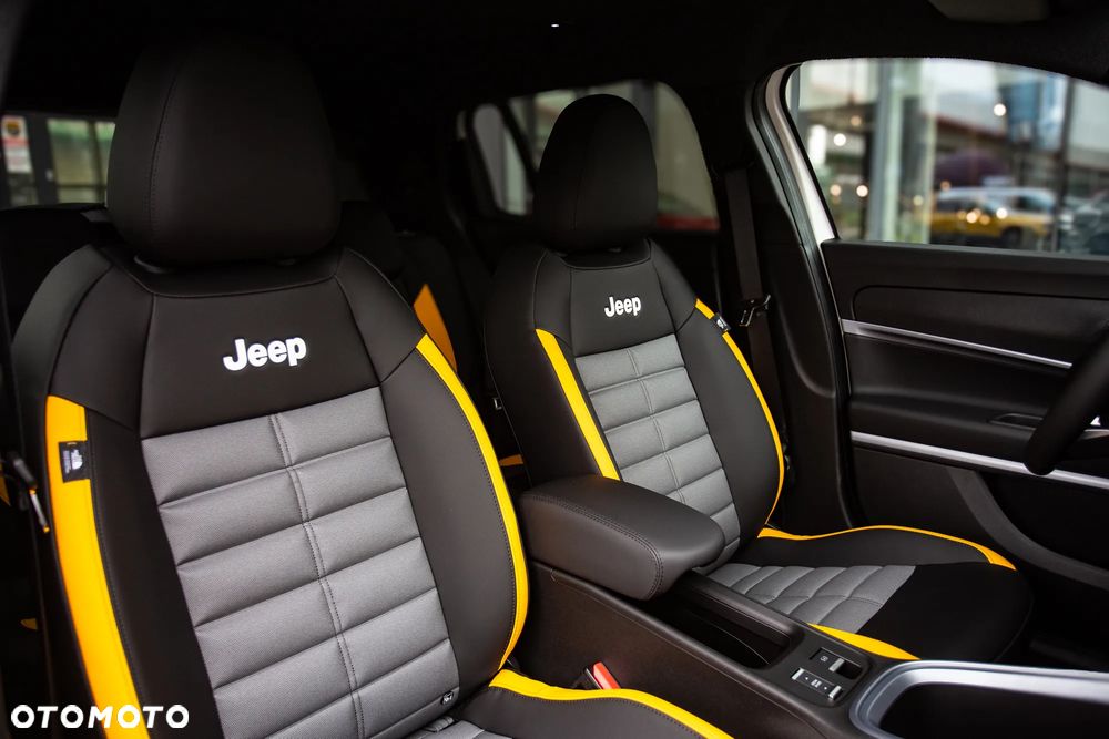 Jeep Avenger 1.2 T3 mHEV The North Face 4xe eDCT6 - 2