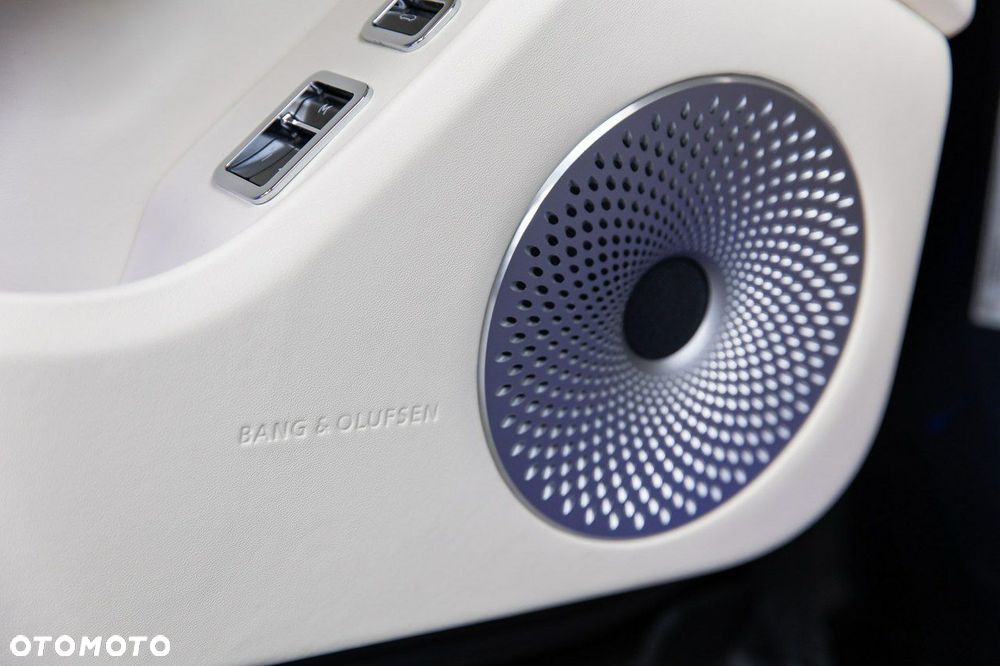 Bentley Flying Spur - 36