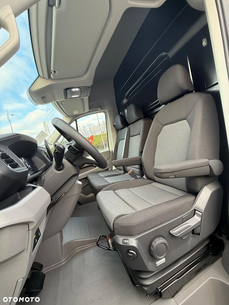 Volkswagen Crafter - 10