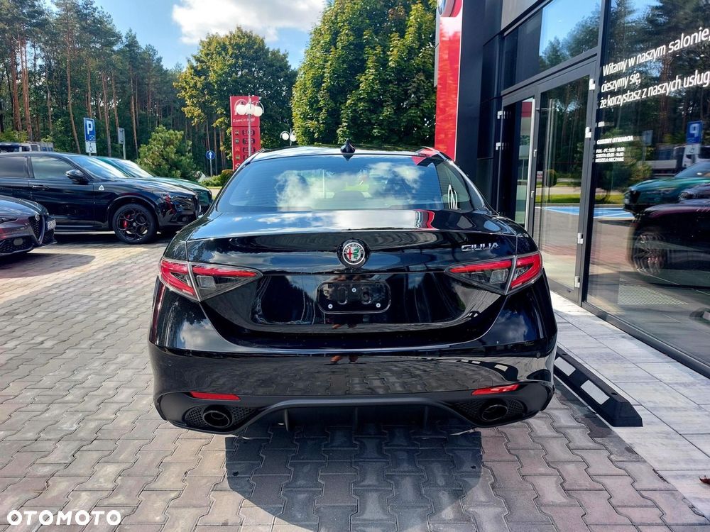 Alfa Romeo Giulia 2.2 D Turbo Sprint Q2 - 4