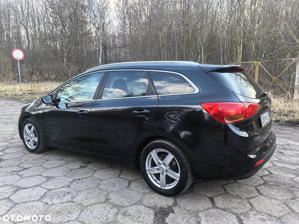 Kia Ceed 1.6 GDI Platinum Edition - 8