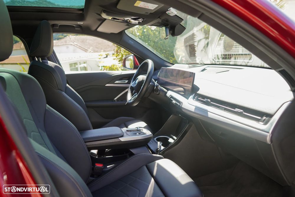 BMW iX2 eDrive20 Pack Desportivo M - 20