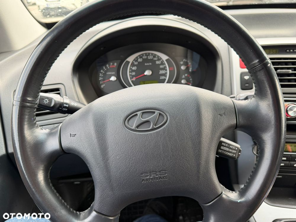Hyundai Tucson 2.0 2WD GLS Style - 16