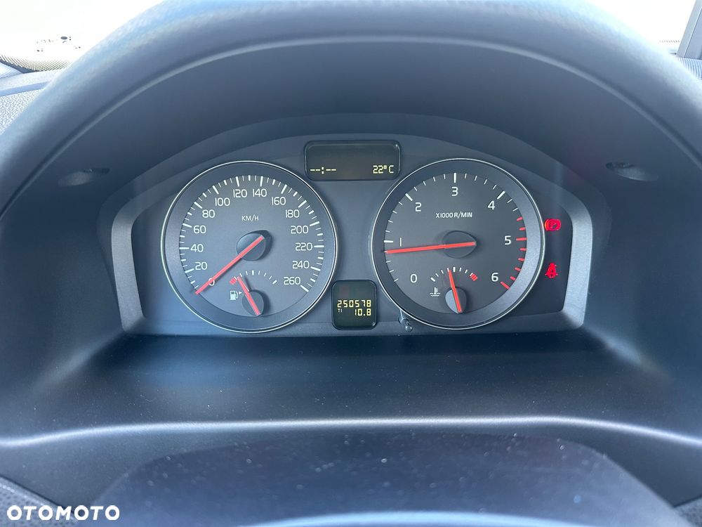 Volvo V50 1.6D DPF DRIVe - 16