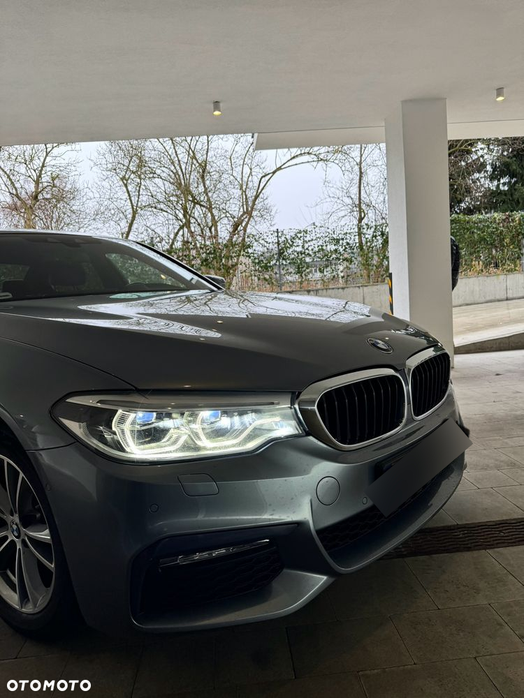 BMW Seria 5 520d xDrive - 36