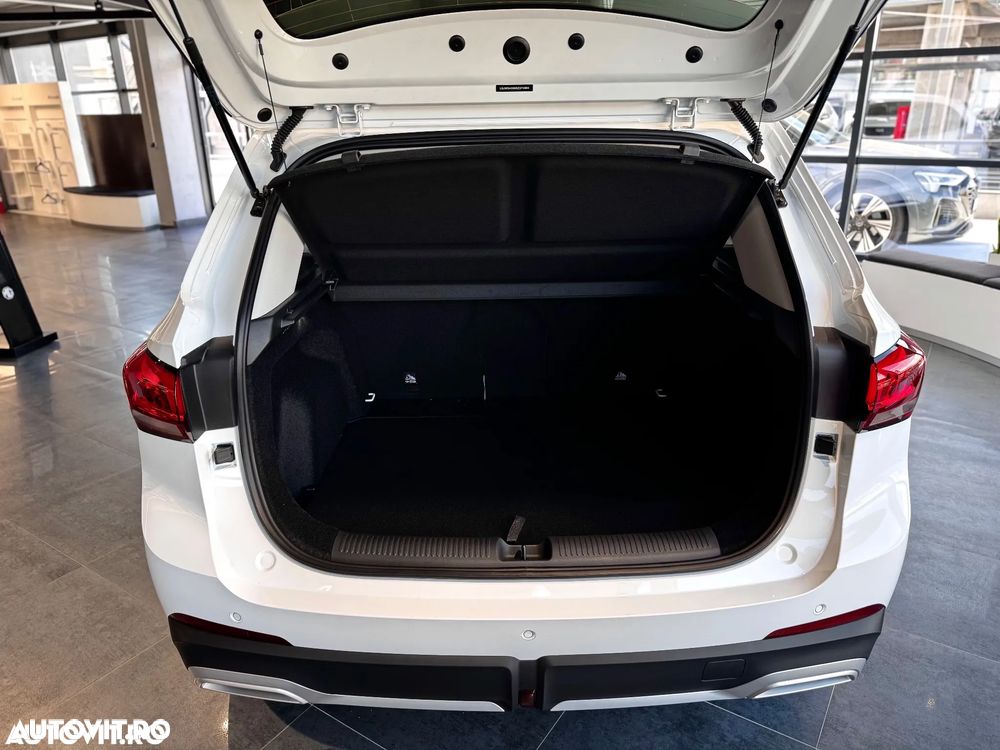 MG ZS HEV 1.5 GSI AT Exclusive - 17