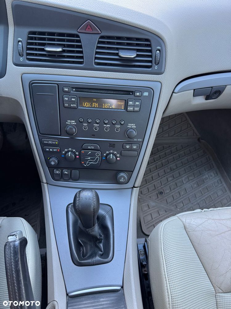 Volvo S60 2.4D Momentum - 15