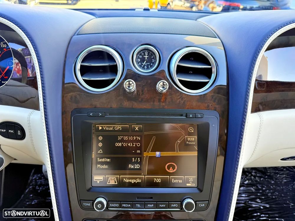 Bentley Continental Flying Spur 6.0 W12 - 19