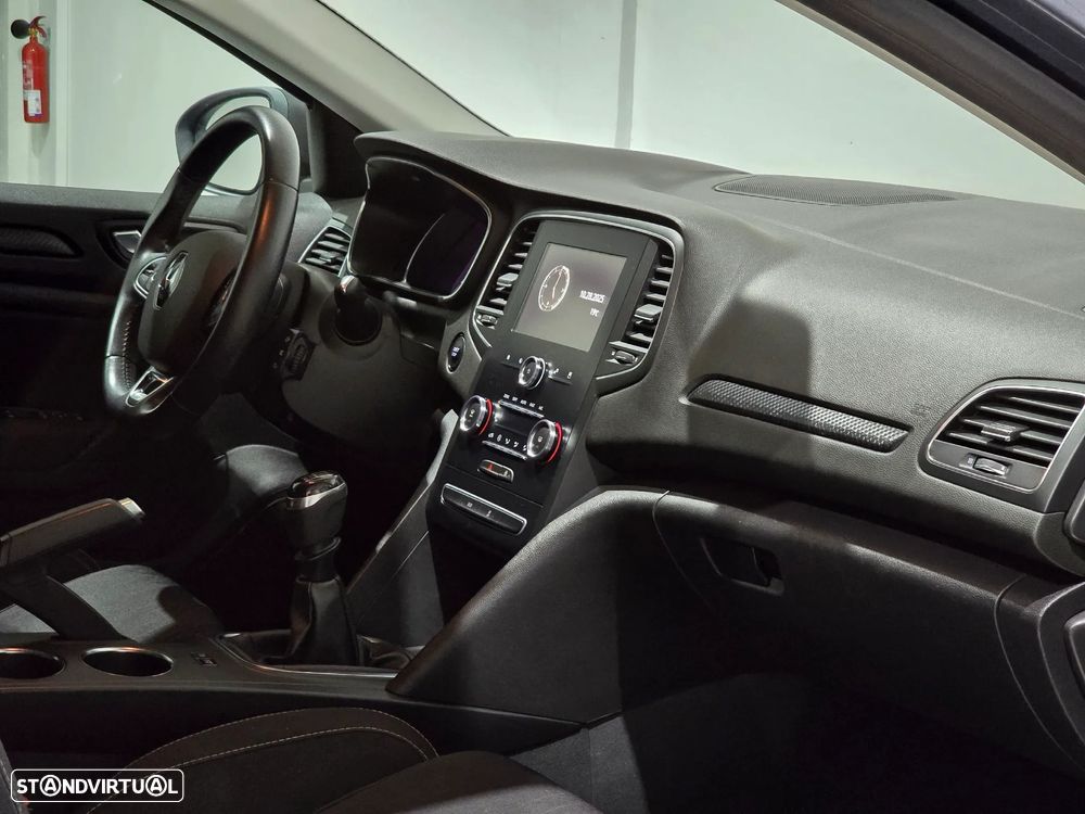 Renault Mégane Sport Tourer 1.3 TCe Limited - 41
