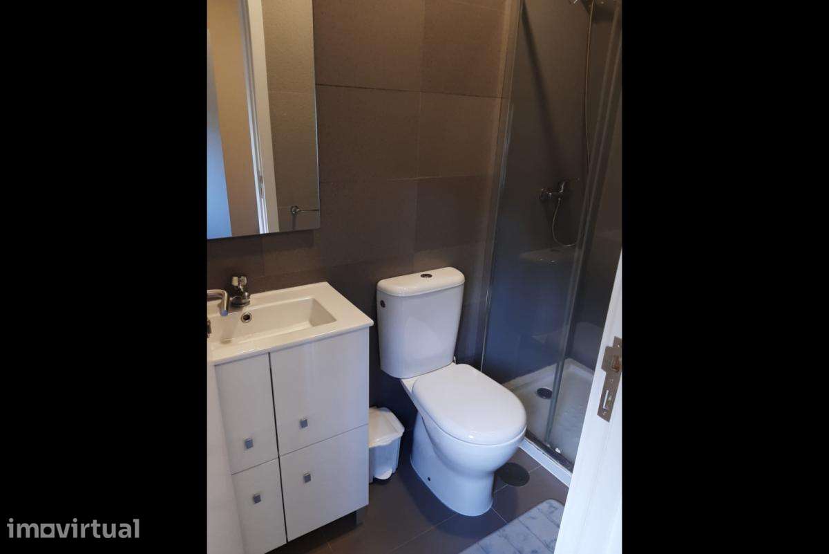 Quarto - localizado em Campanhã Porto - Grande imagem: 4/6