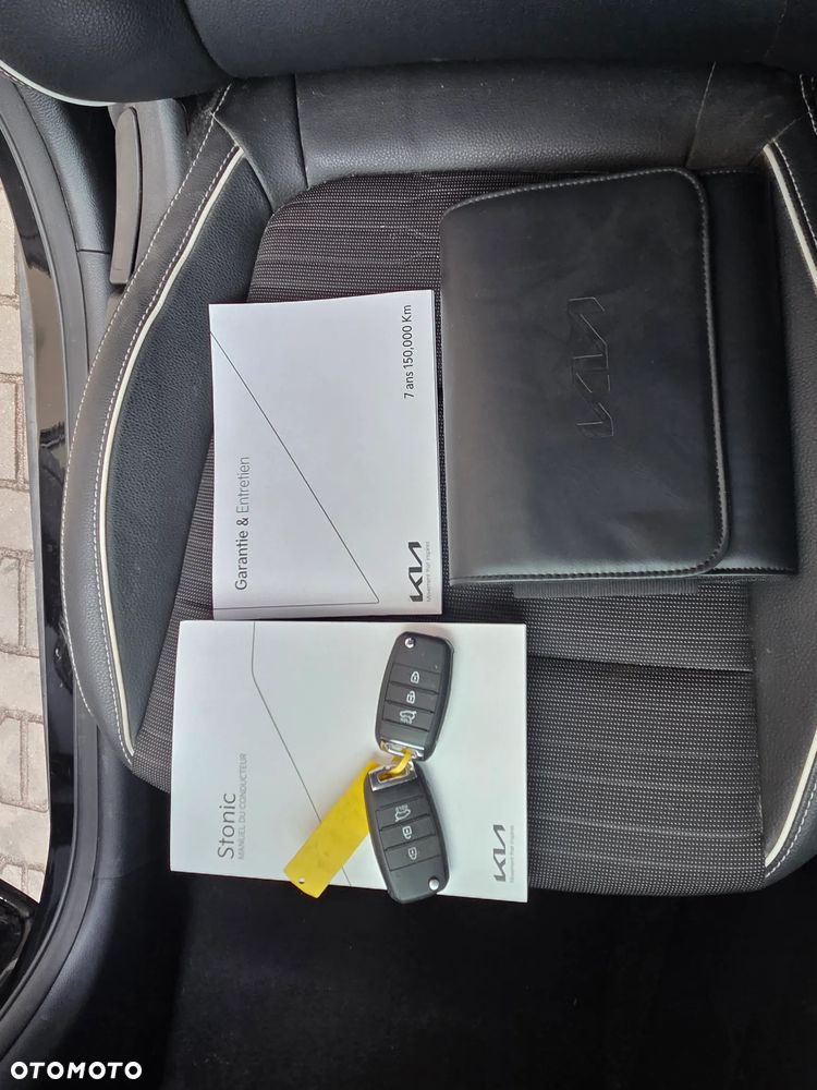 Kia Stonic 1.0 T-GDI GT Line - 17