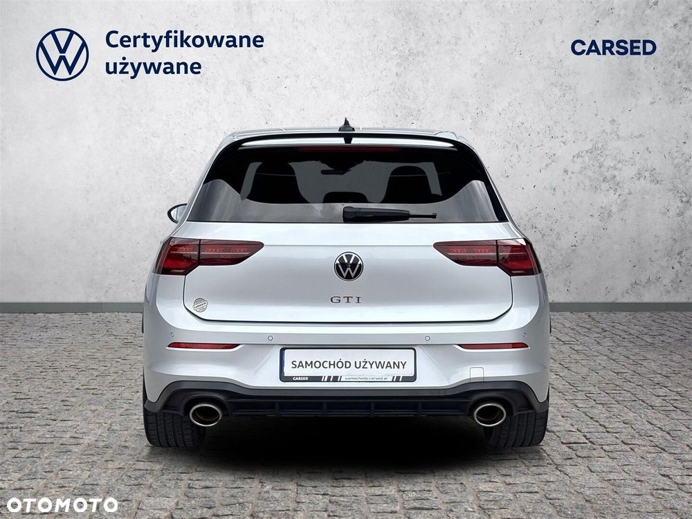 Volkswagen Golf - 39