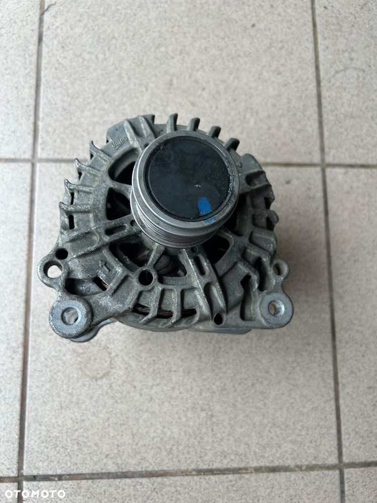 Alternator 1.6 1.9 tdi 04L903021D Skoda Octavia II III Seat Leon II III Volkswagen Golf VI VI Audi A3 8P 8V - 2