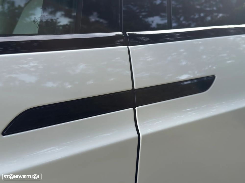 Tesla Model X Plaid AWD - 12