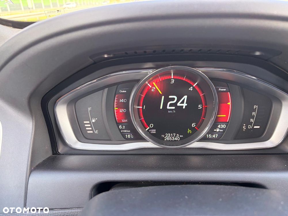 Volvo XC 60 D5 AWD Summum - 25