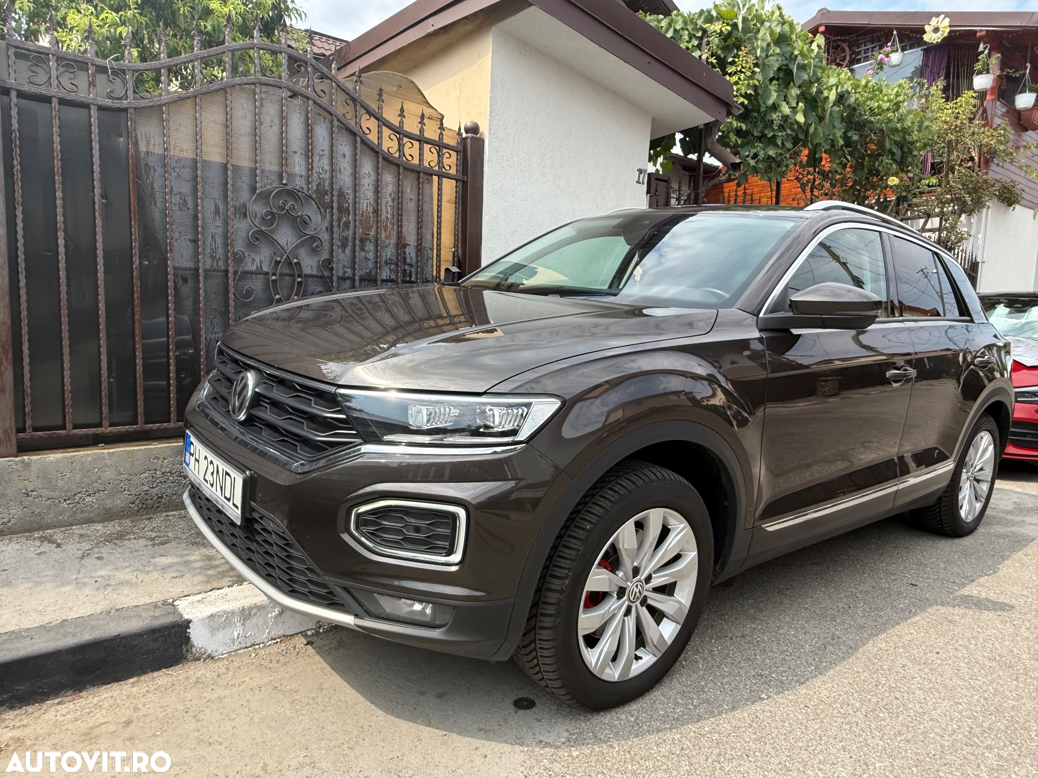 Volkswagen T-ROC 2.0 TDI 4Mot DSG Sport - 3